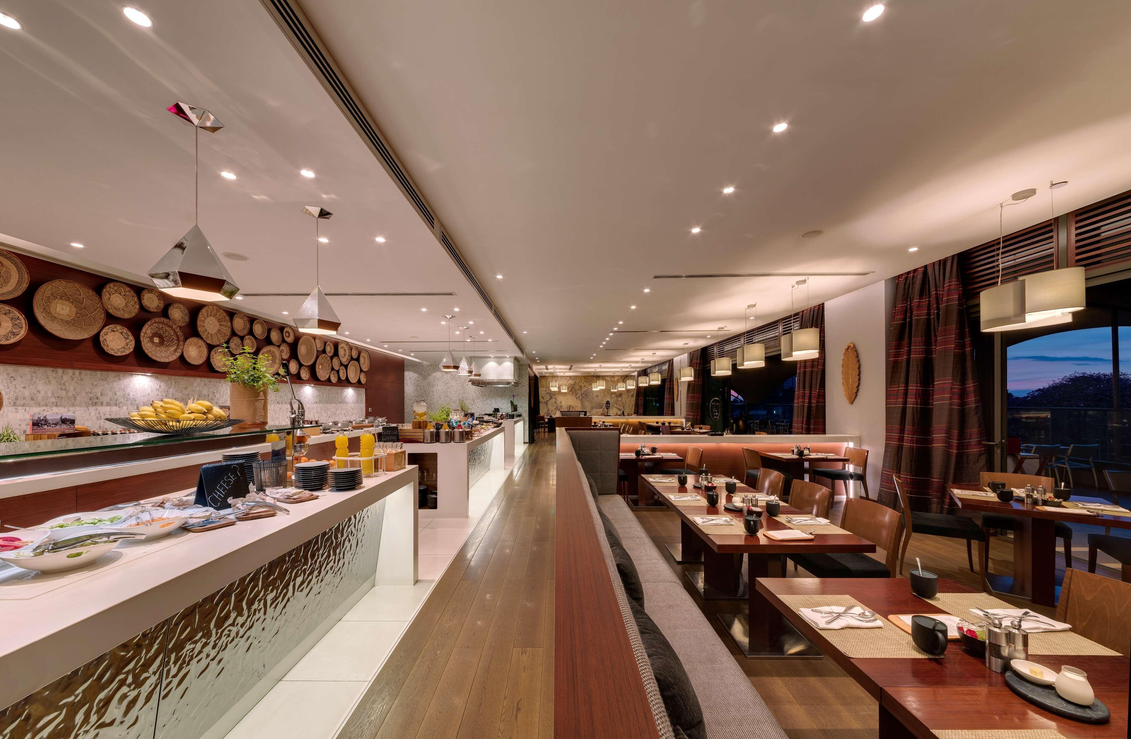 Radisson Blu Hotel, Nairobi Upper Hill エクステリア 写真